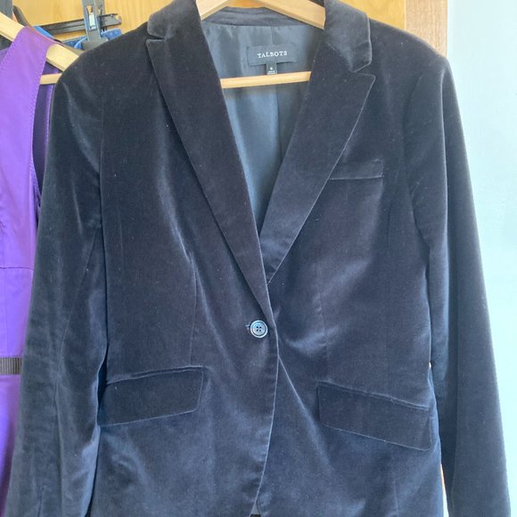 Black velvet blazer, size 6, Talbots - Picture 1 of 3